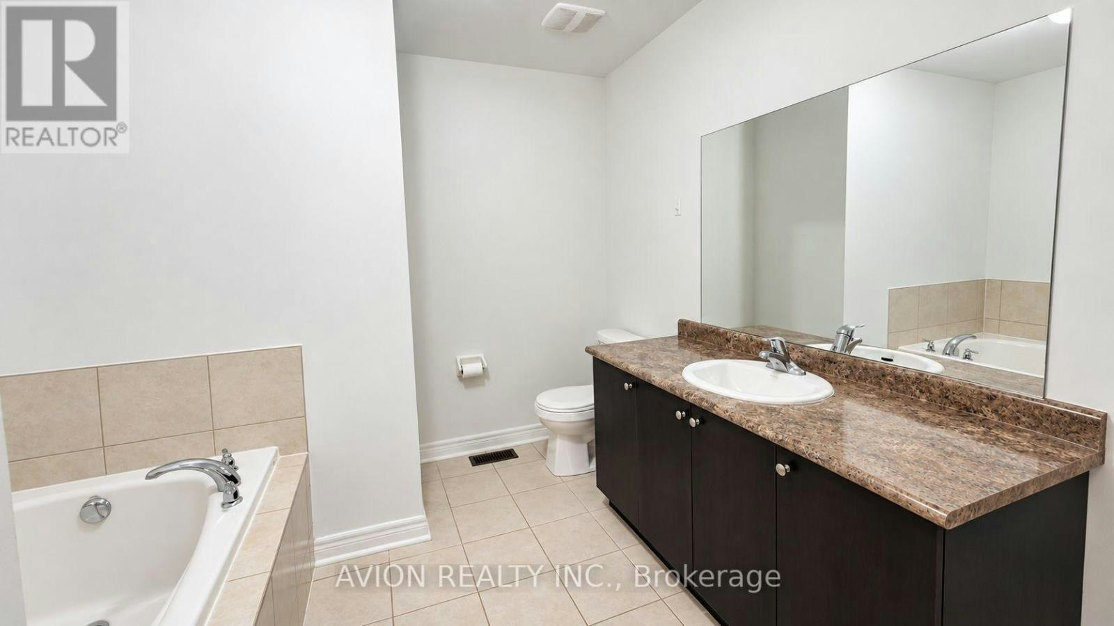 23 Clarinet Lane, Whitchurch-Stouffville, ON, L4A 4N1 - 17