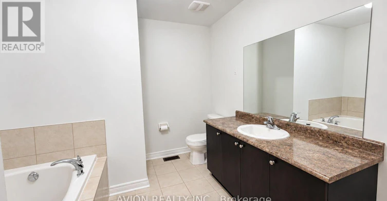 23 Clarinet Lane, Whitchurch-Stouffville, ON, L4A 4N1 - 17