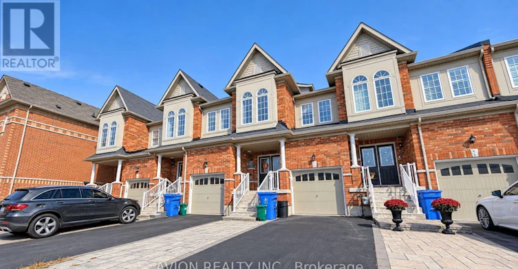 23 Clarinet Lane, Whitchurch-Stouffville, ON, L4A 4N1 - 3