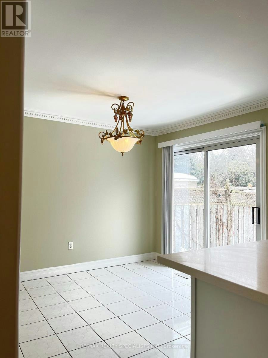 5580 Creditrise Place, Mississauga, ON, L5M 6E3 - 12