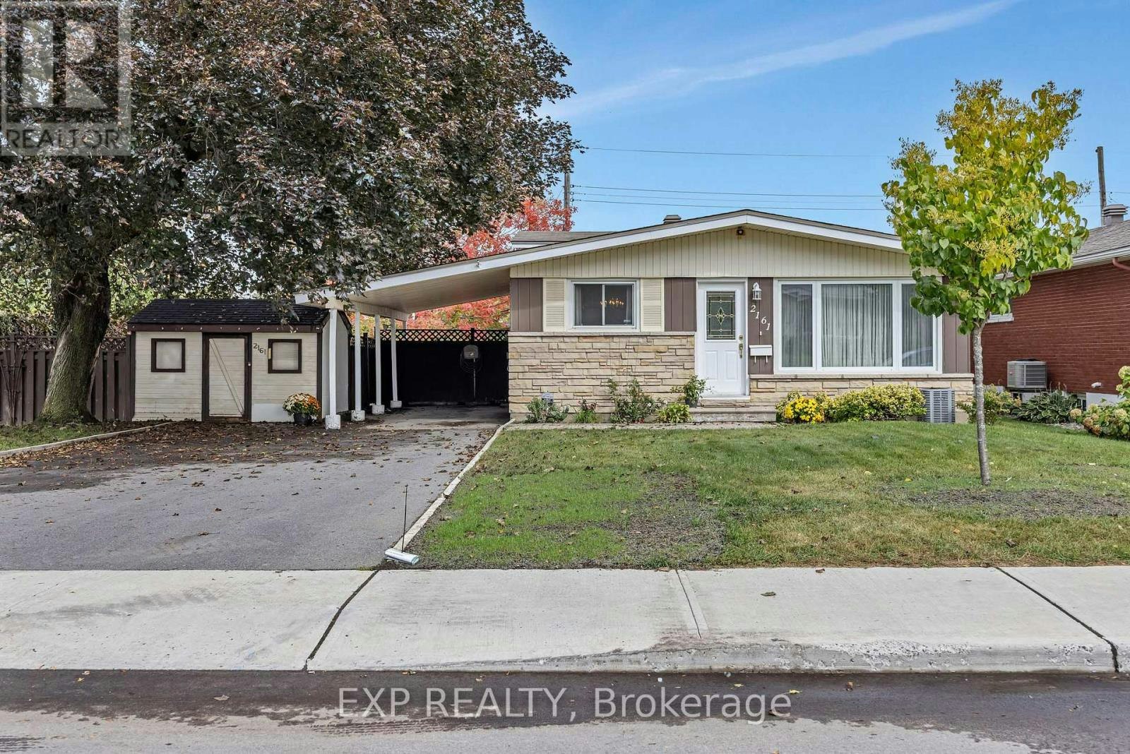 2161 Valley Drive, Ottawa, ON, K1G 2P6