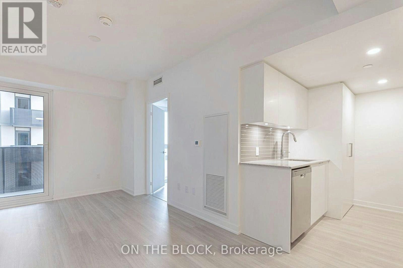620-500 Wilson Avenue, Toronto, ON, M3H 0E5 - 3