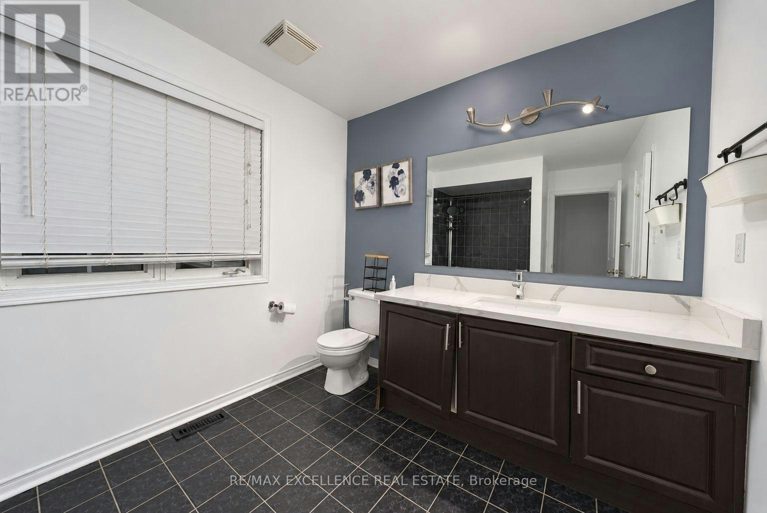 2371 Clearside Court, Pickering, ON, L1X 2T9 - 6