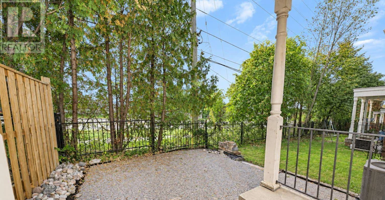 2371 Clearside Court, Pickering, ON, L1X 2T9 - 9