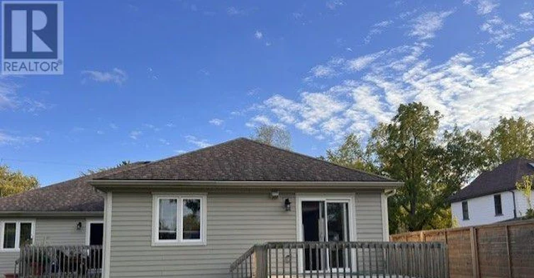 A-22 Edward Street W, Clearview, ON, L0M 1G0