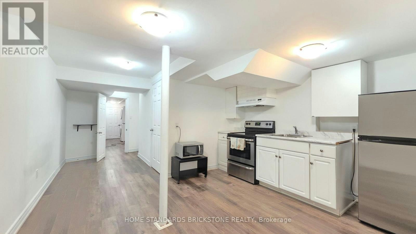 LOWER 2-41 Silk Oak Court, Vaughan, ON, L6A 0M3 2