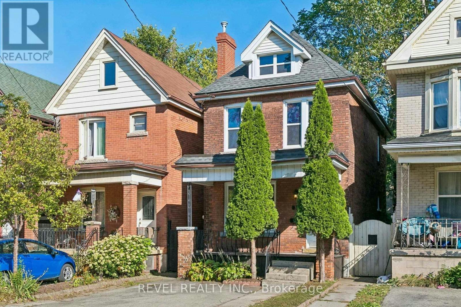 36 Holton Avenue N, Hamilton, ON, L8L 6H4