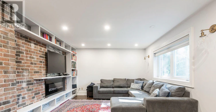 21 Craigmore Crescent, Toronto, ON, M2N 2Y2 - 15