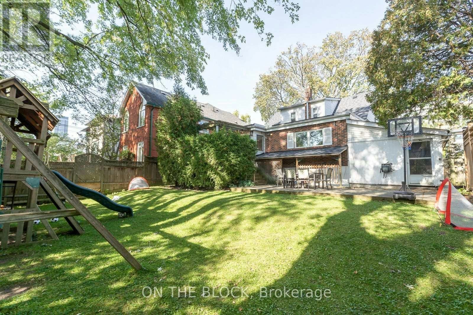 21 Craigmore Crescent, Toronto, ON, M2N 2Y2 - 22