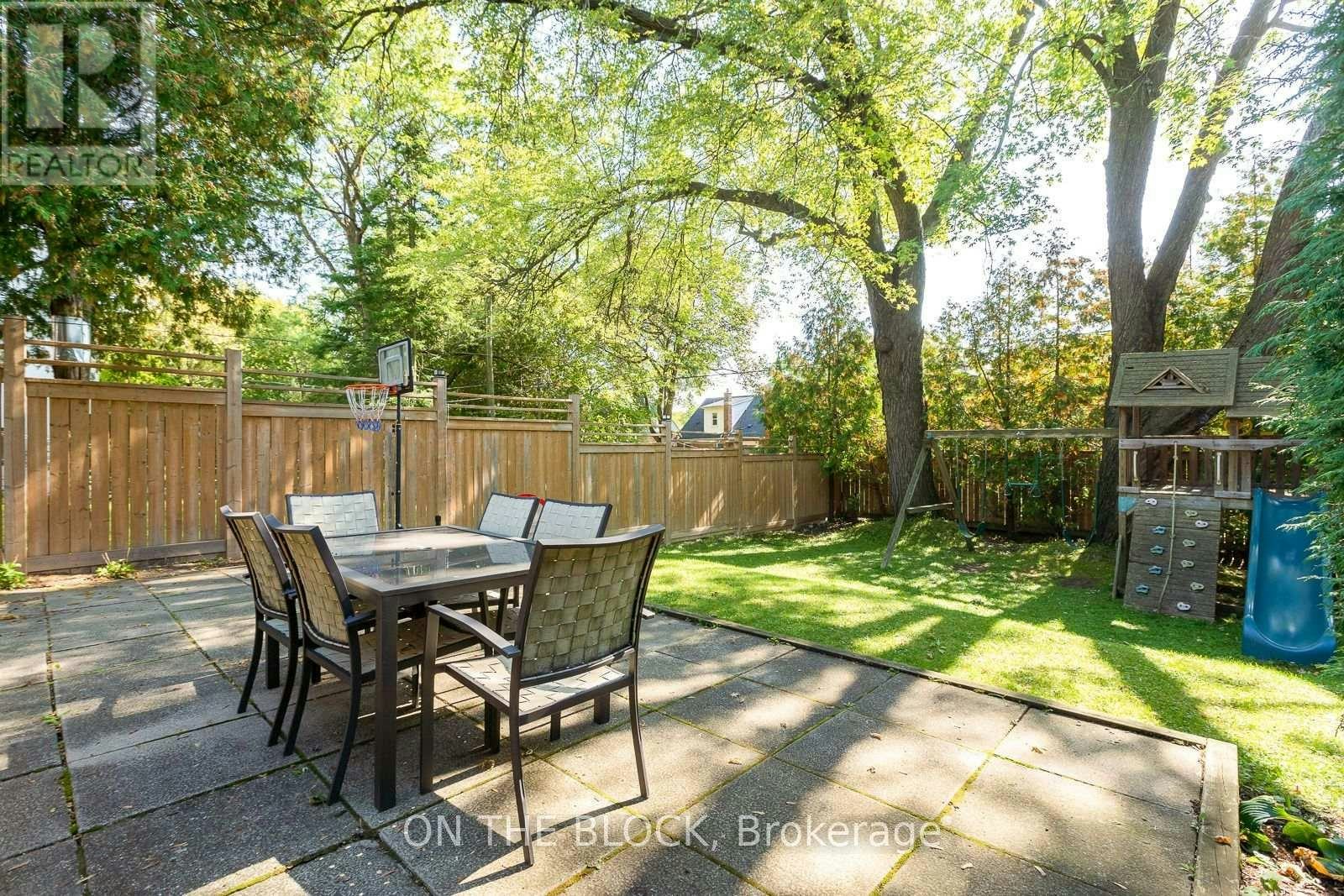 21 Craigmore Crescent, Toronto, ON, M2N 2Y2 - 19