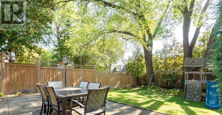 21 Craigmore Crescent, Toronto, ON, M2N 2Y2 - 19