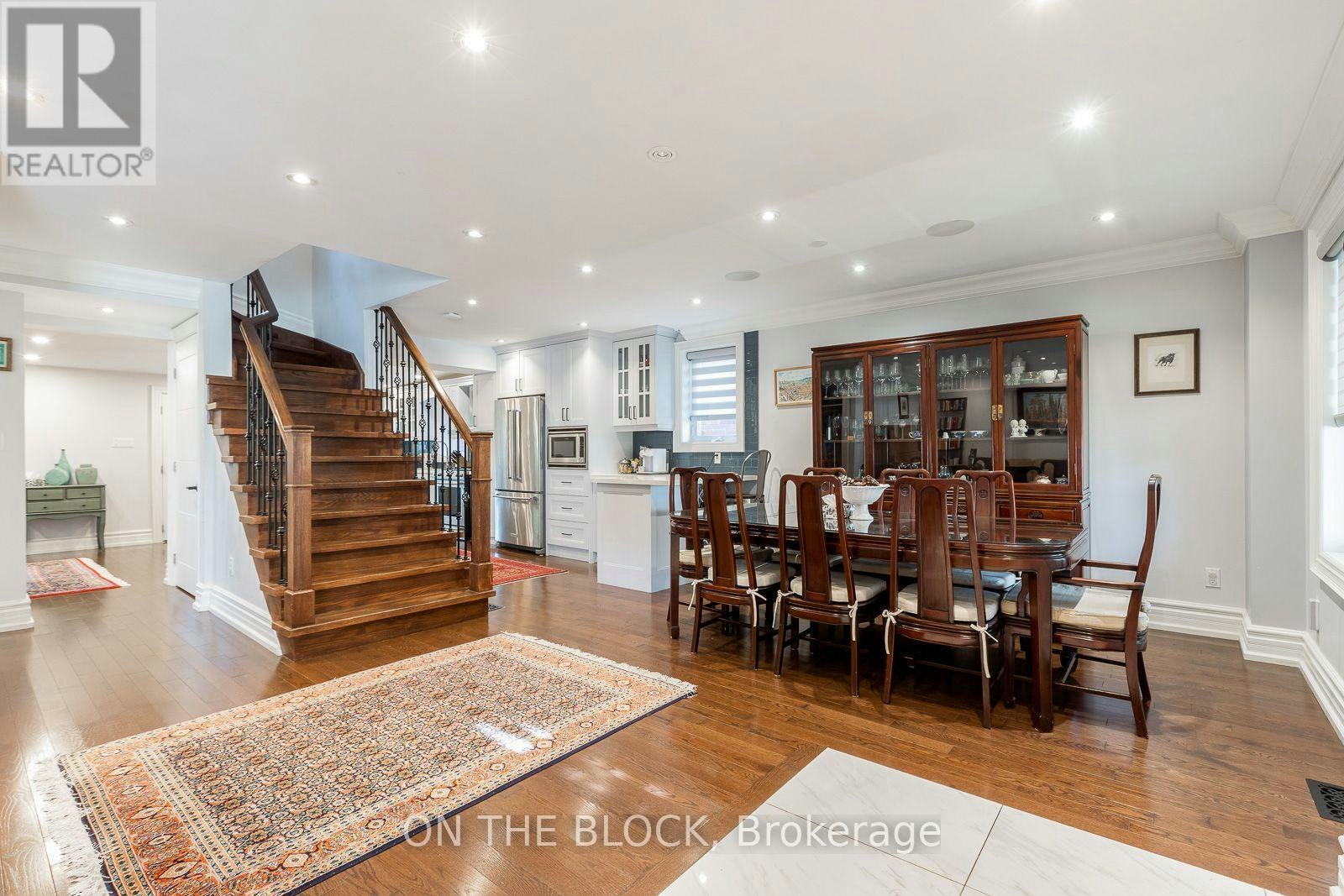 21 Craigmore Crescent, Toronto, ON, M2N 2Y2 - 5
