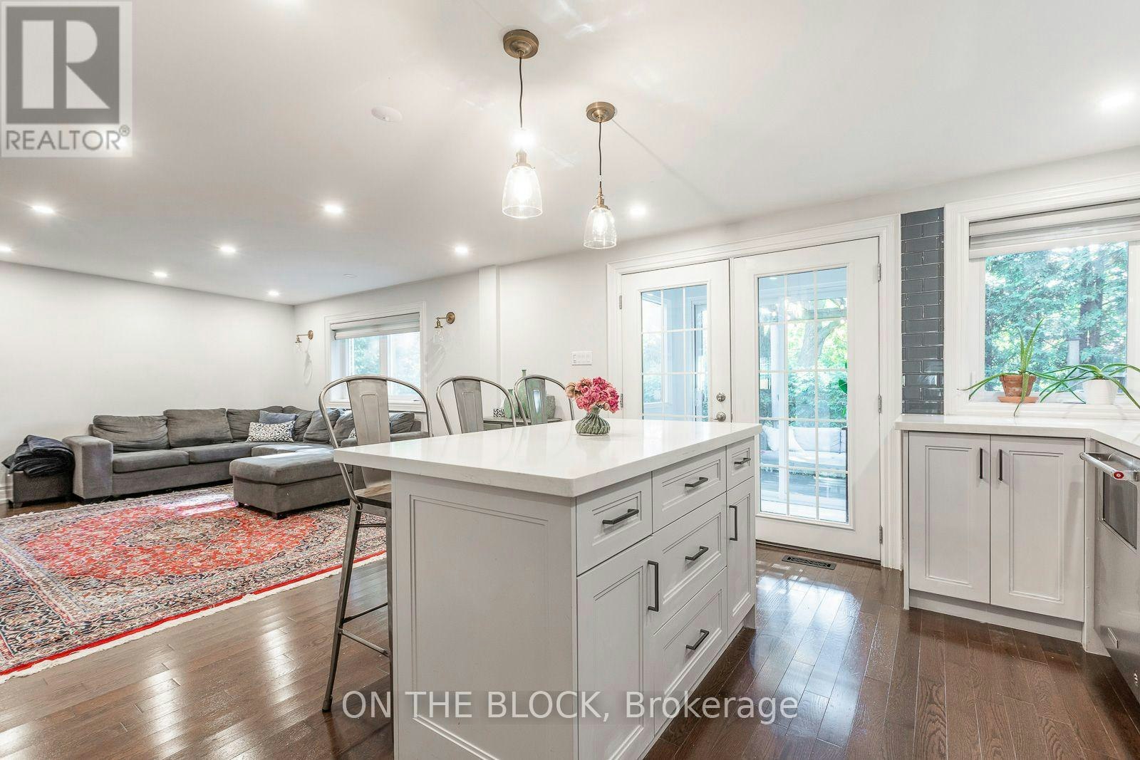 21 Craigmore Crescent, Toronto, ON, M2N 2Y2 - 13