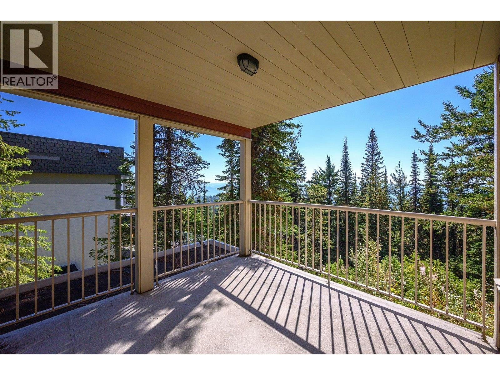 720 Monashee Court - 4