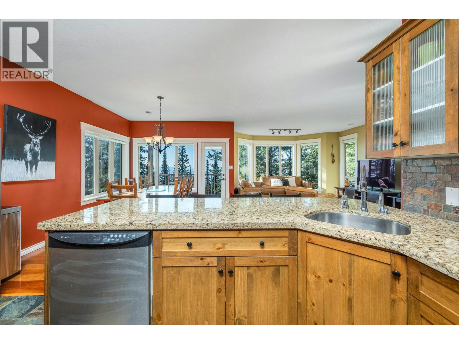 720 Monashee Court, Armstrong, BC, V1B 0S5 - 22