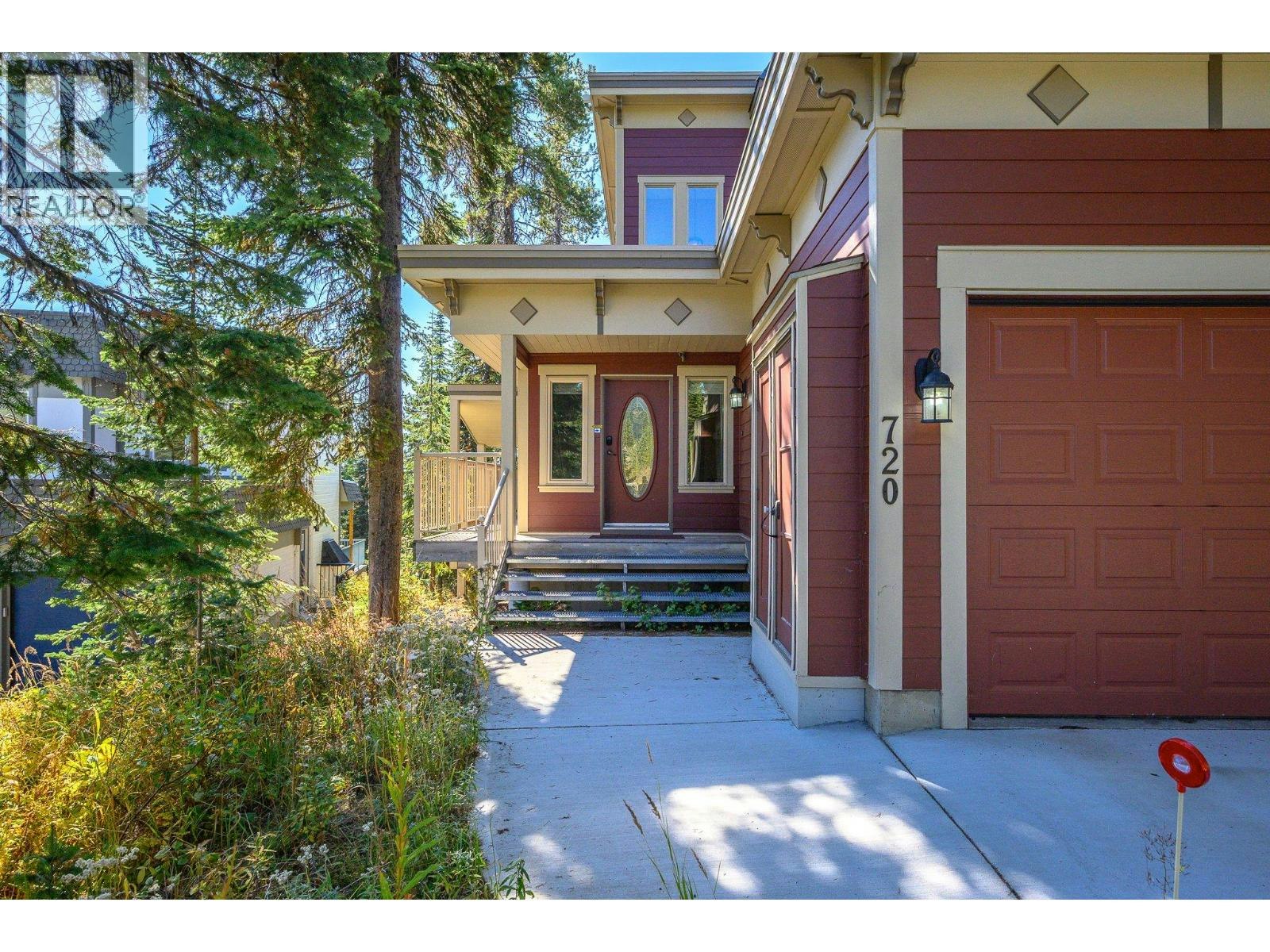 720 Monashee Court - 3