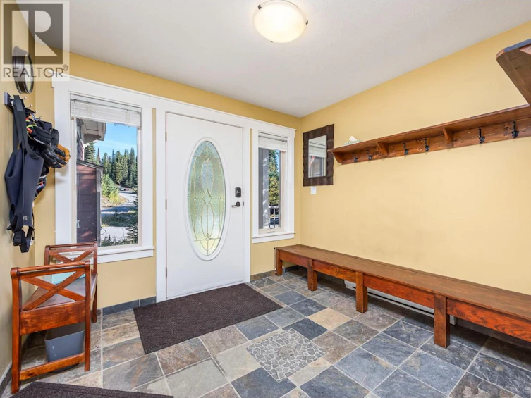 720 Monashee Court, Armstrong, BC, V1B 0S5 - 33