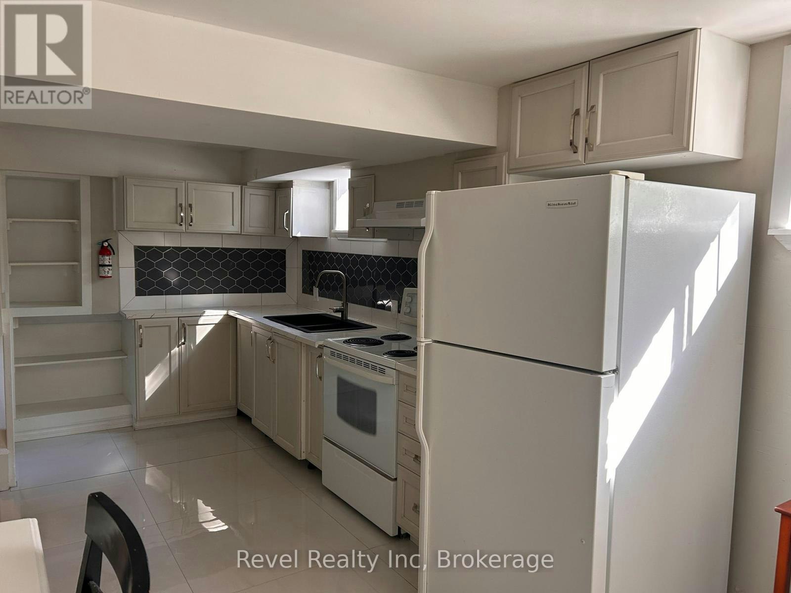 97 Forest Circle, Tiny, ON, L9M 0H4 - 8