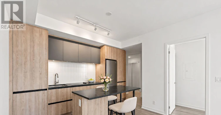1324-7950 Bathurst Street, Vaughan, ON, L4J 0L4 - 4