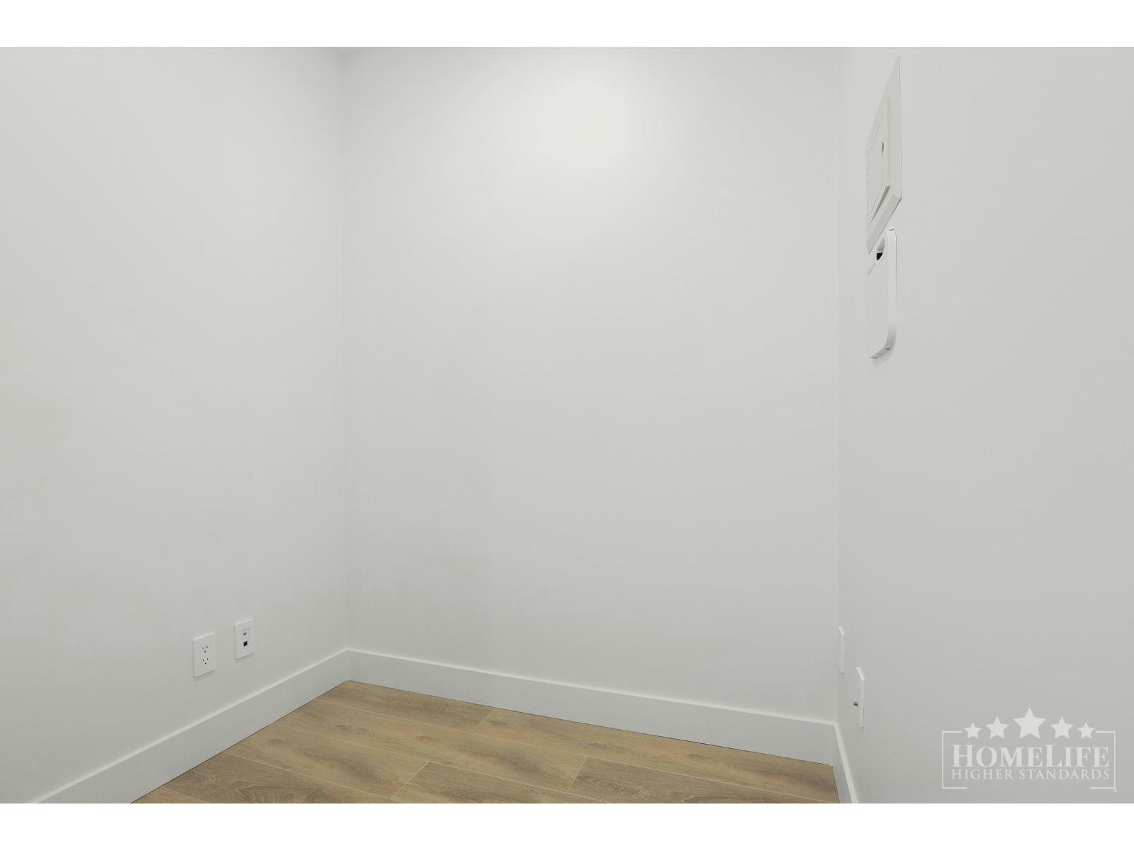 403-8496 120 Street, Surrey, BC, V3W 3N5 - 7