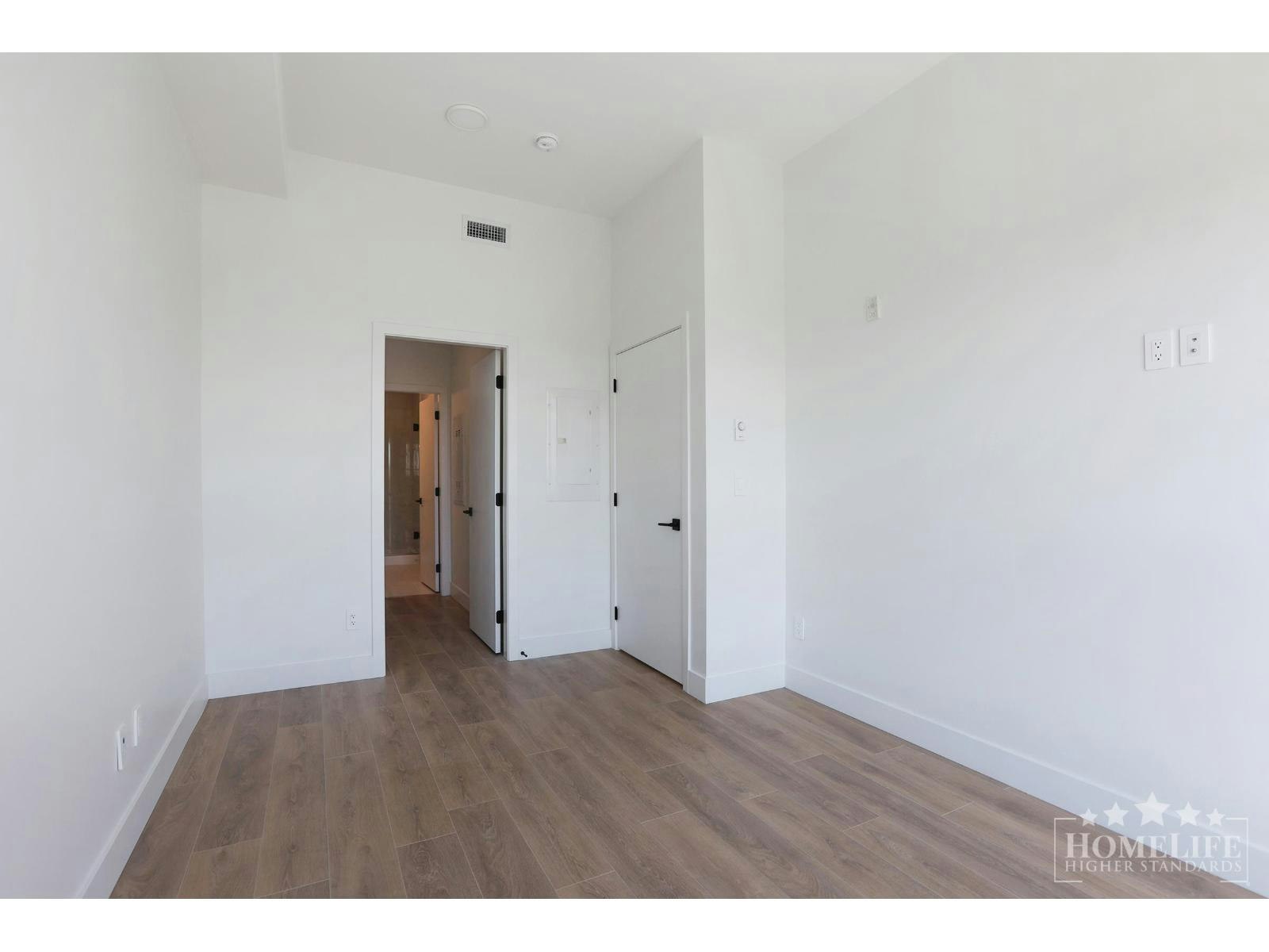403-8496 120 Street, Surrey, BC, V3W 3N5 - 13