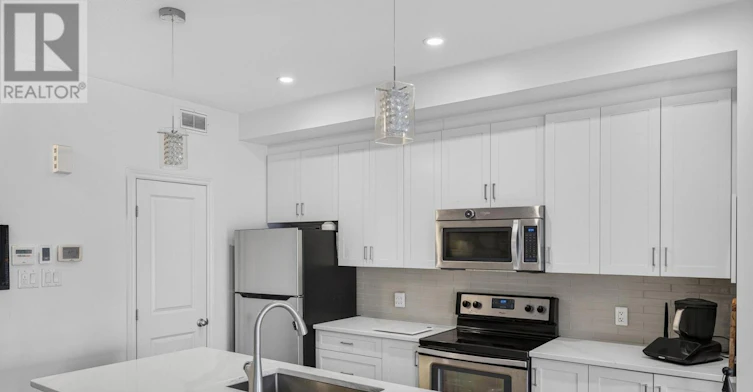 105 Chaperal Private, Ottawa, ON, K4A 0Y2 - 11