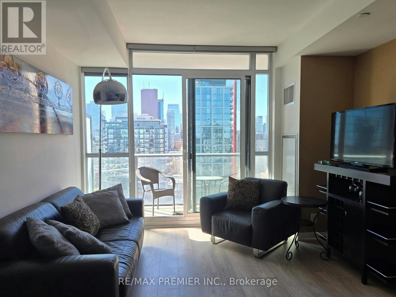 1613-120 Parliament Street, Toronto, ON, M5A 2Y8 - 3
