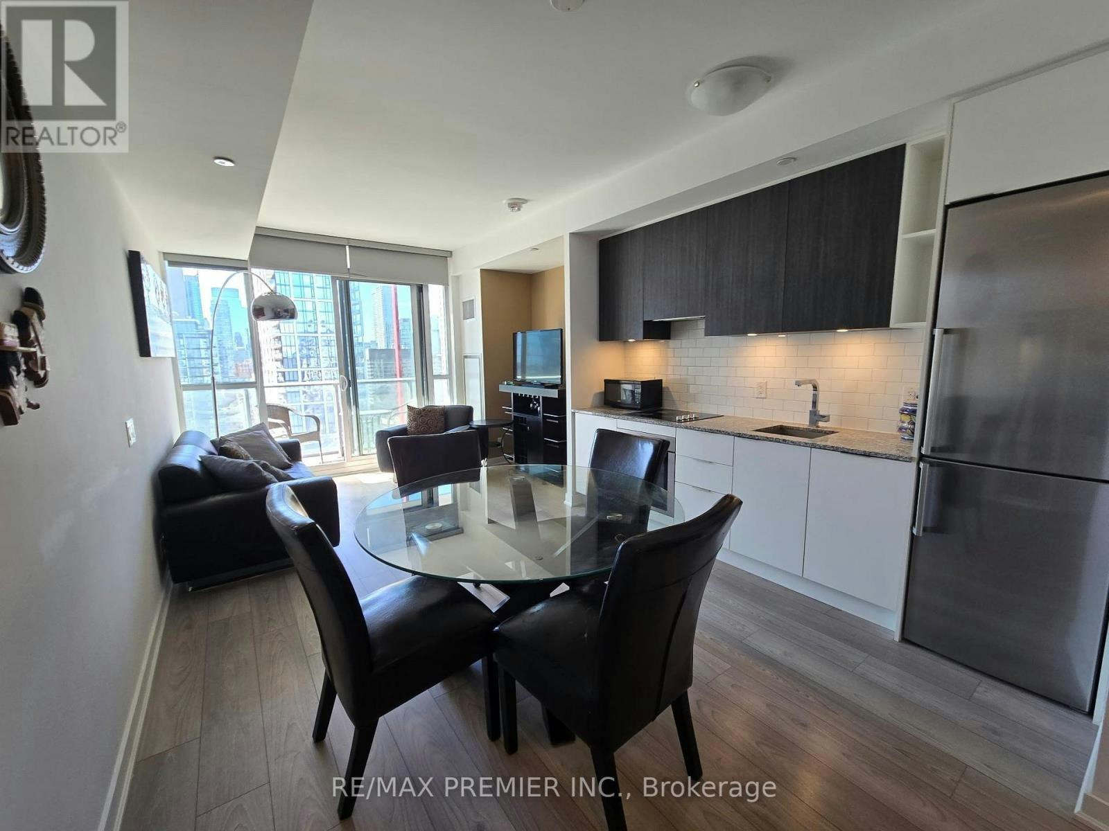 1613-120 Parliament Street, Toronto, ON, M5A 2Y8 - 2