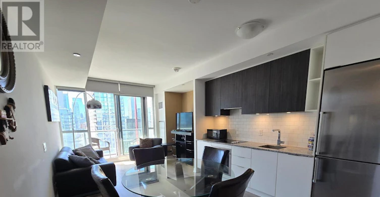 1613-120 Parliament Street, Toronto, ON, M5A 2Y8 - 2