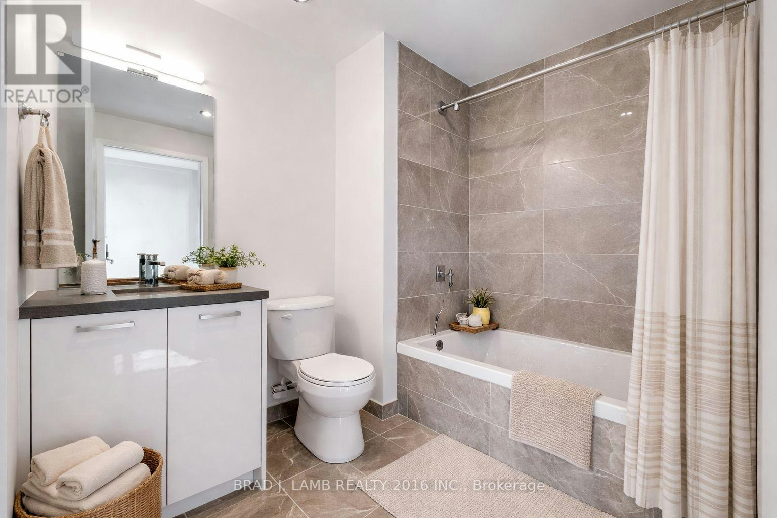 905-284 King Street E, Toronto, ON, M5A 1K4 - 4
