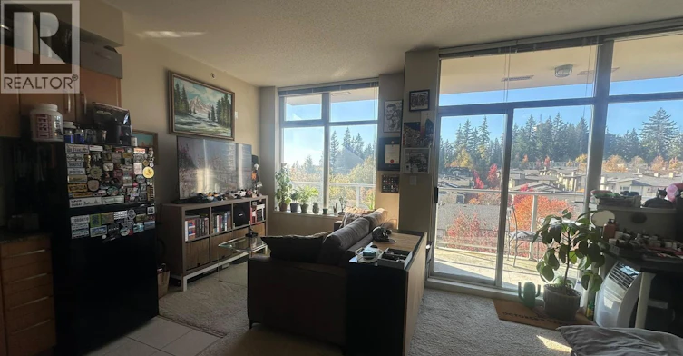 602-9298 University Crescent, Burnaby, BC, V5A 4X8 - 4