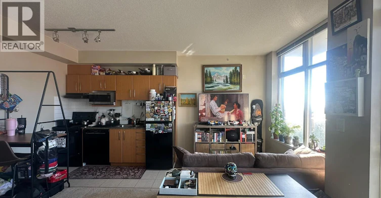 602-9298 University Crescent, Burnaby, BC, V5A 4X8 - 5