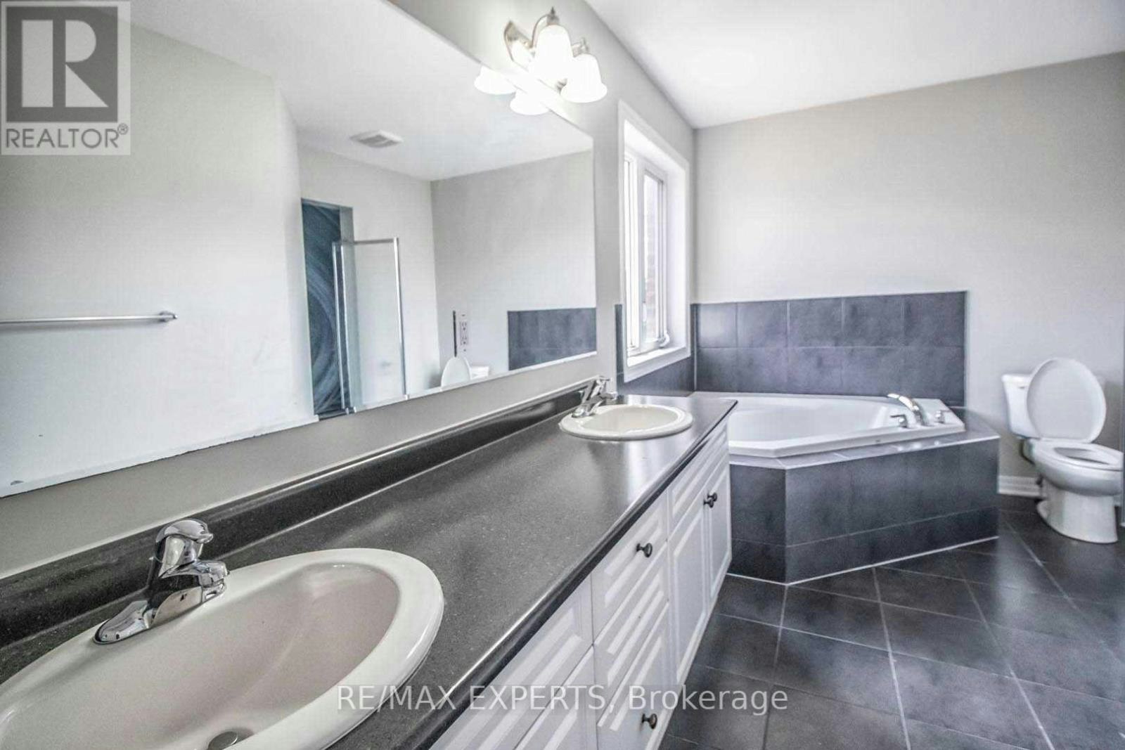 UPPER-15 Giltspur Road, Brampton, ON, L7A 0Y9 - 13