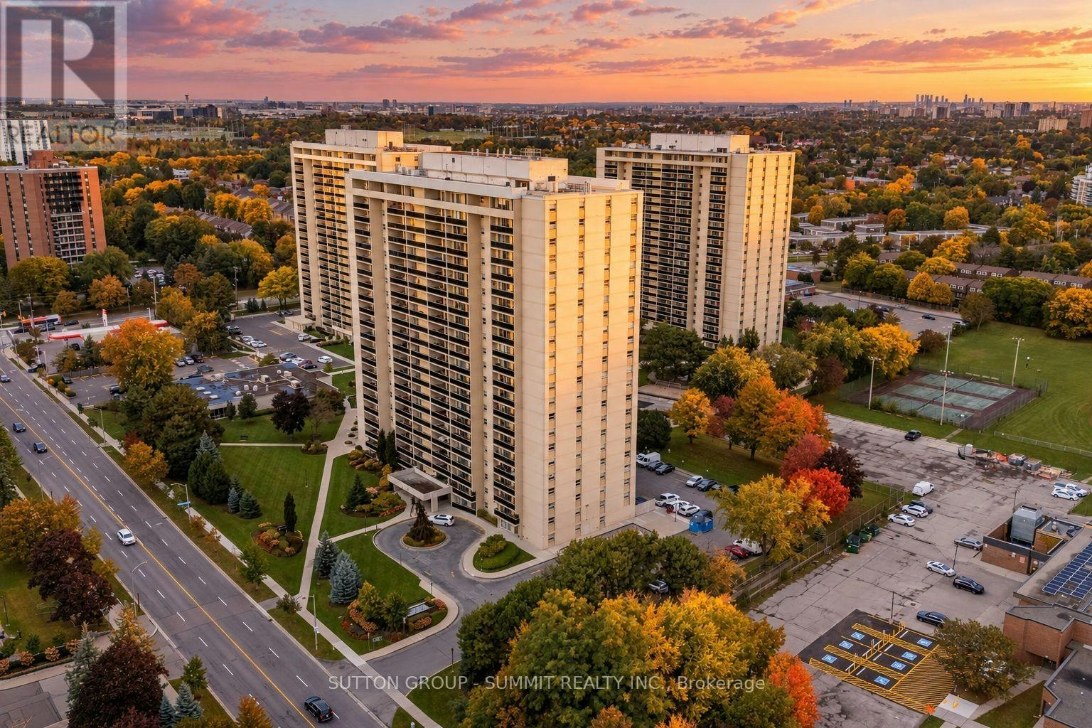 1608-299 Mill Road, Toronto, ON, M9C 4V9