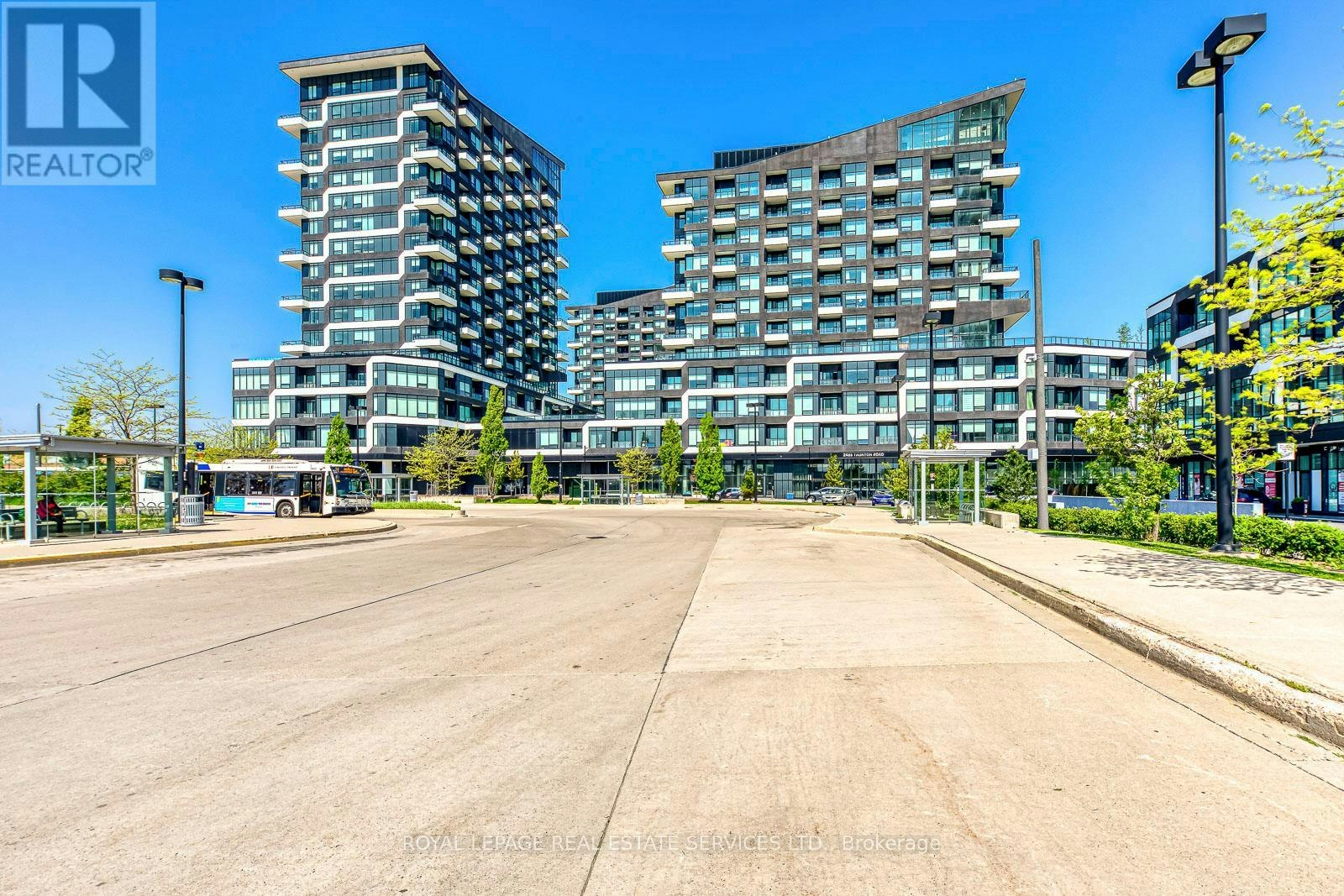349-2485 Taunton Road, Oakville, ON, L6H 0G3