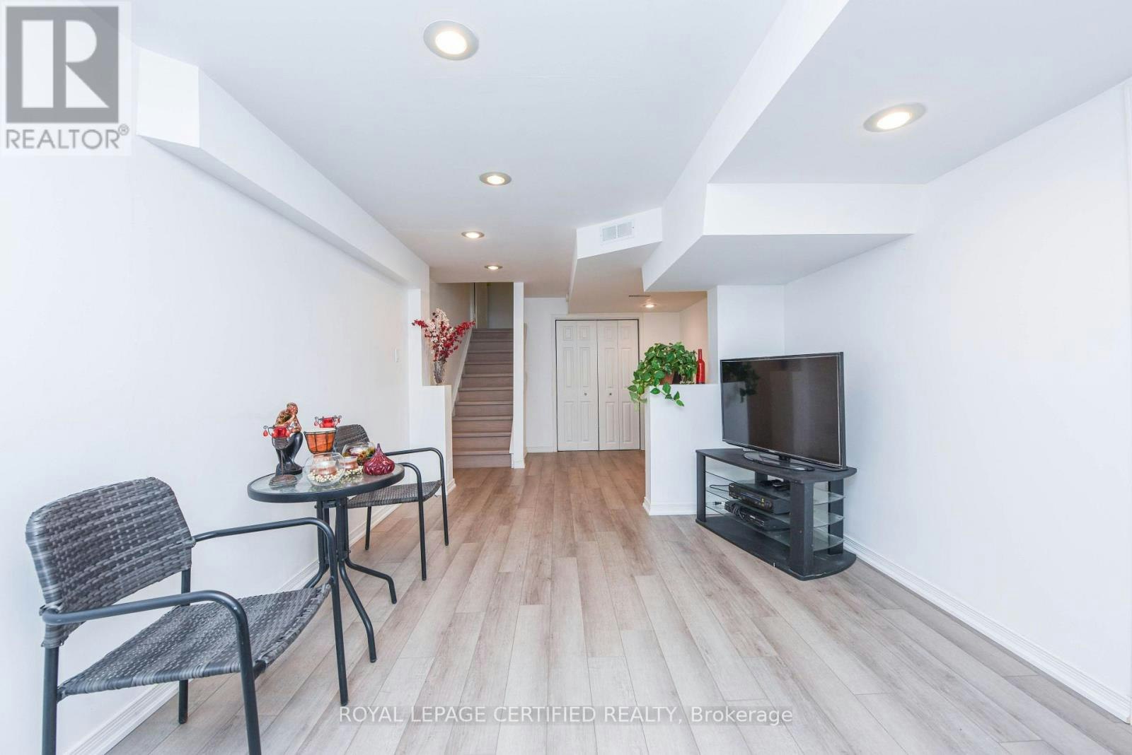 6037 Clover Ridge Crescent, Mississauga, ON, L5N 7B4 - 17