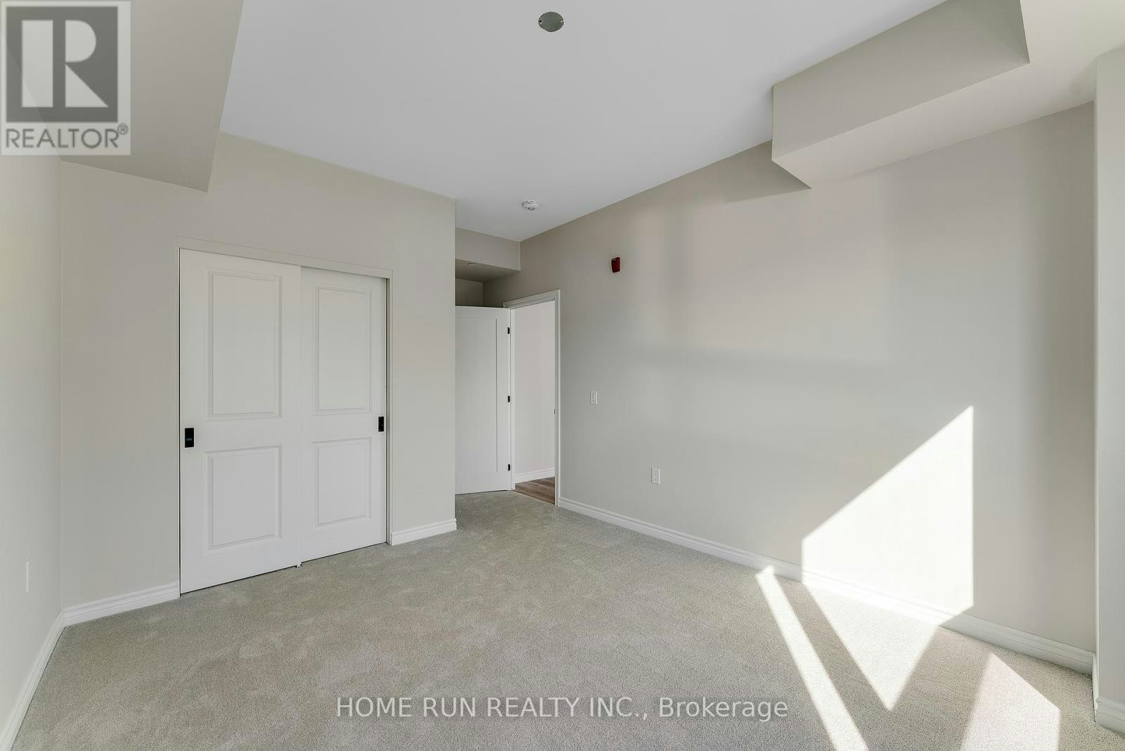 302-397 Codds Road, Ottawa, ON, K1K 5C7 - 17