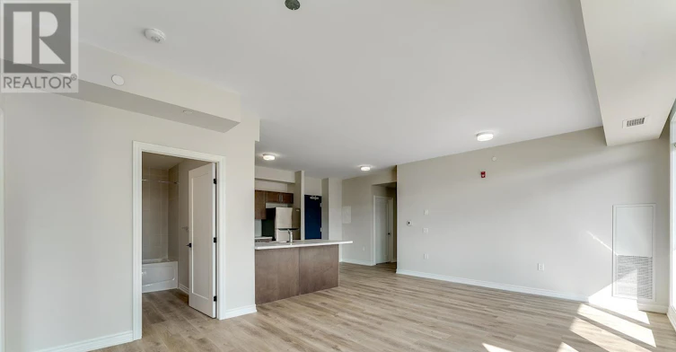 302-397 Codds Road, Ottawa, ON, K1K 5C7 - 9
