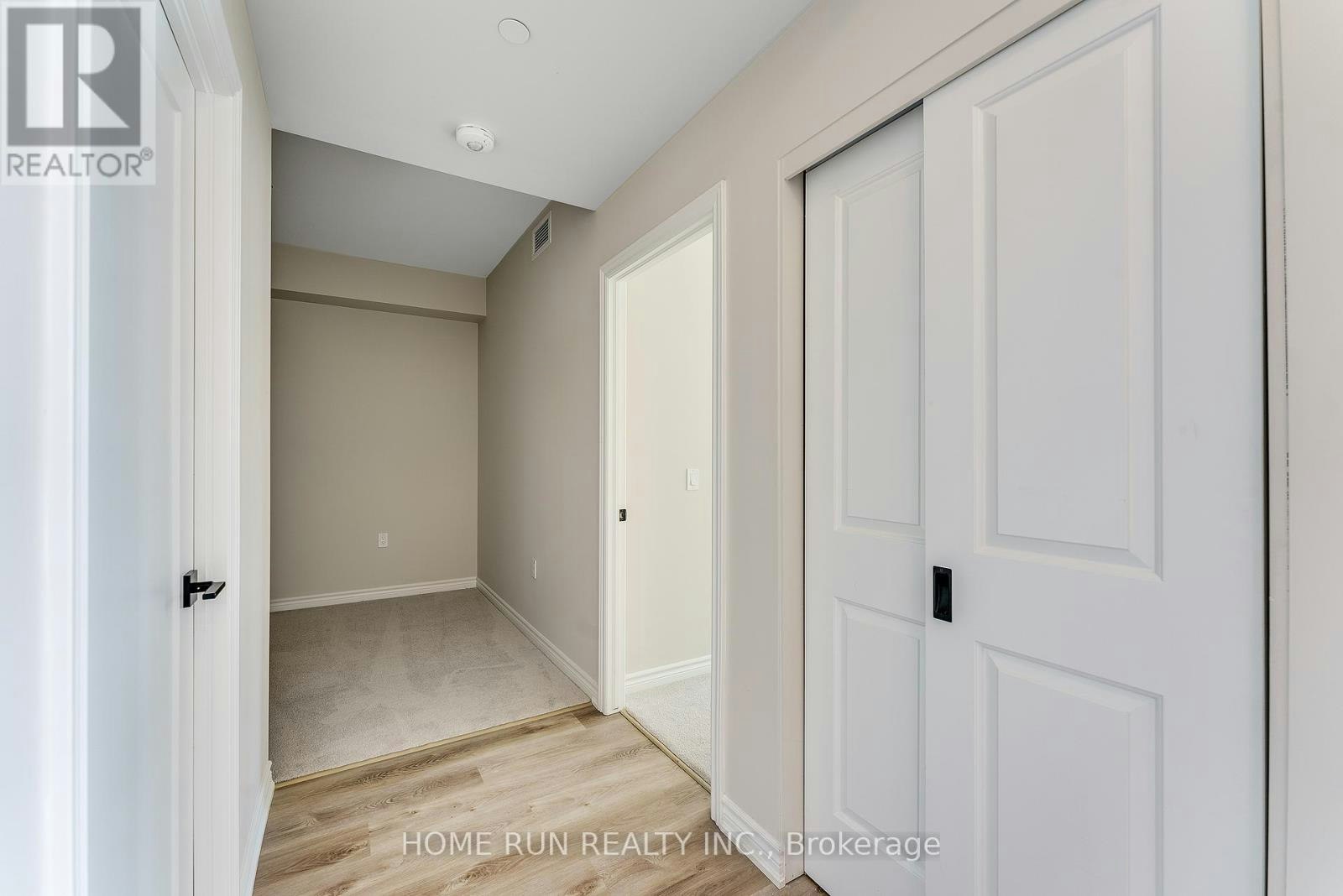 302-397 Codds Road, Ottawa, ON, K1K 5C7 - 10