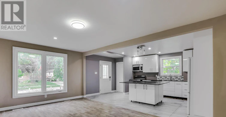 MAIN-63 Renny Crescent, London, ON, N6E 2C4