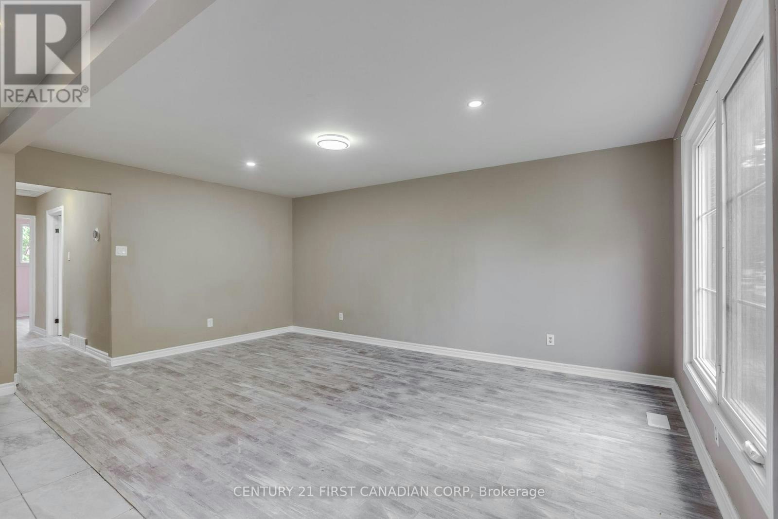 MAIN-63 Renny Crescent, London, ON, N6E 2C4 - 6