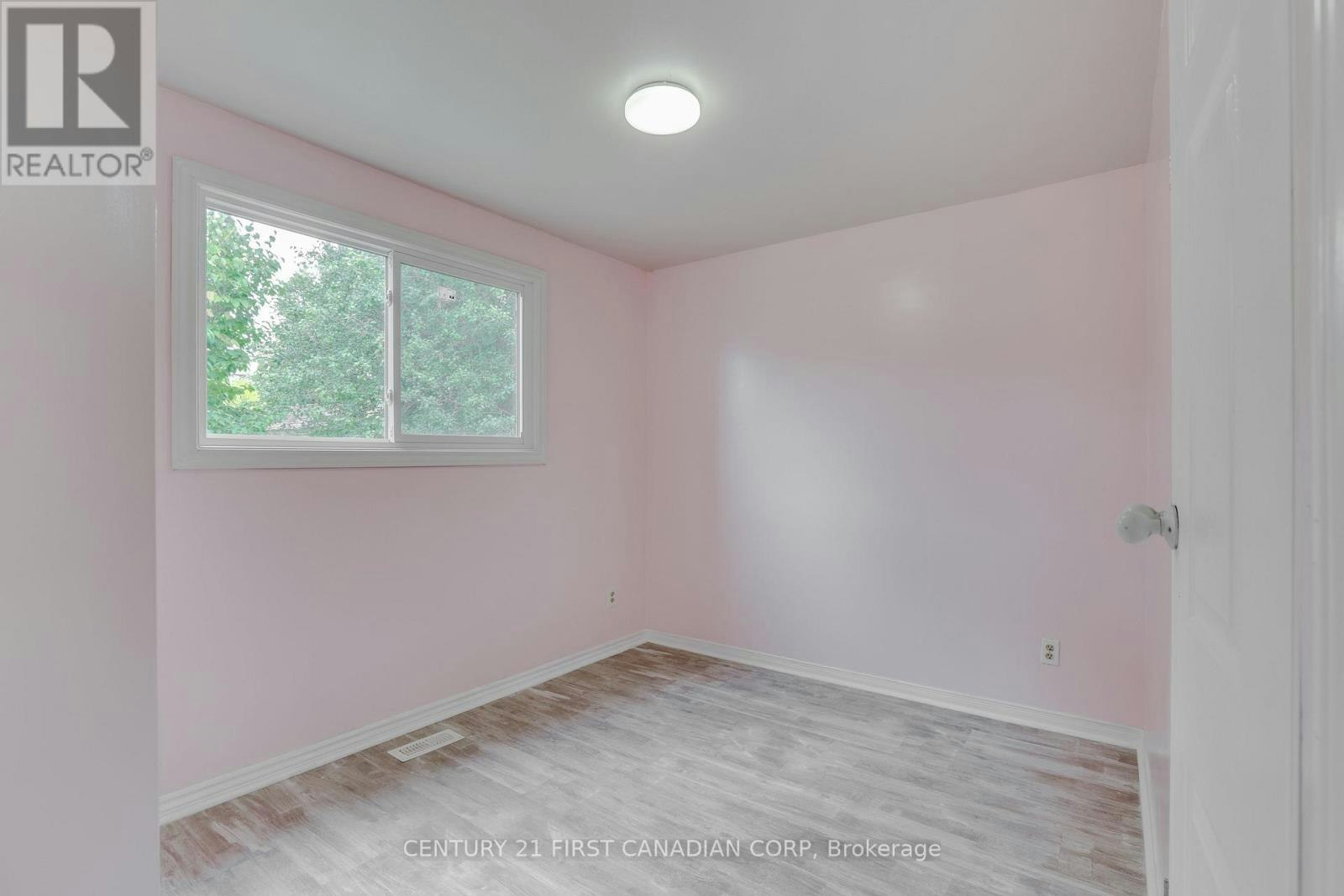 MAIN-63 Renny Crescent, London, ON, N6E 2C4 - 14