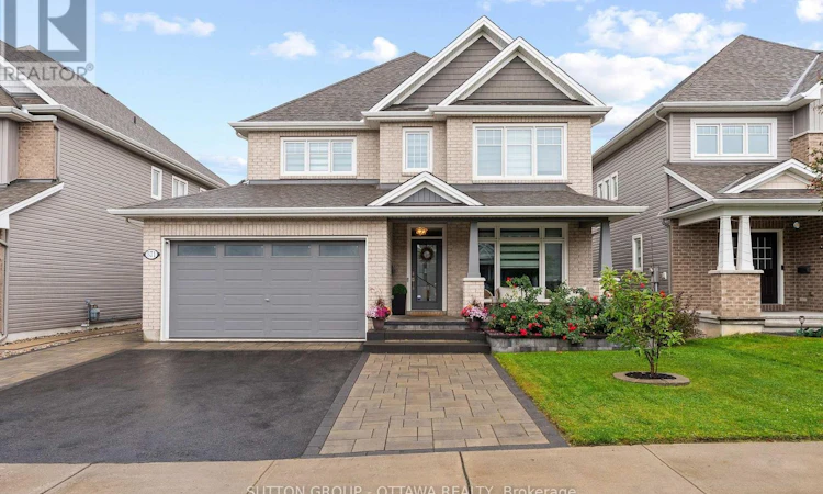 571 Egret Way