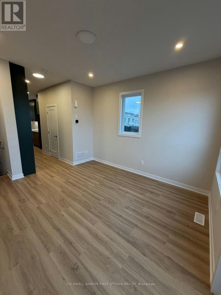 330 Stargrass Private, Ottawa, ON, K2J 6R8 4