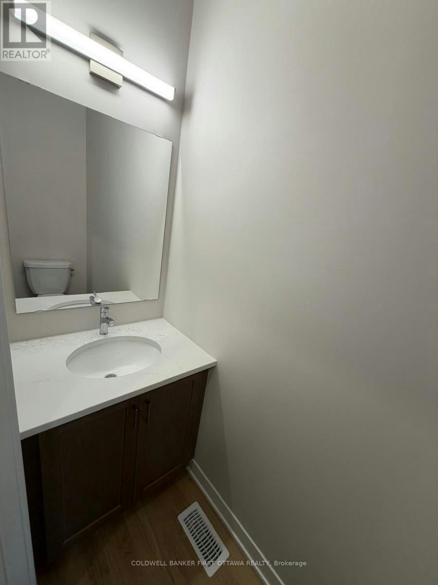 330 Stargrass Private, Ottawa, ON, K2J 6R8 - 13