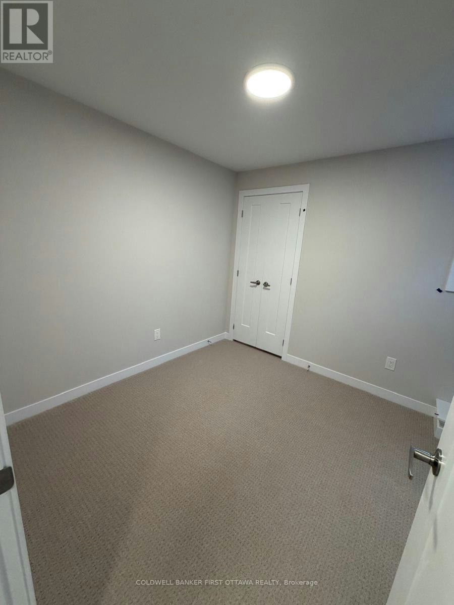 330 Stargrass Private, Ottawa, ON, K2J 6R8 - 17