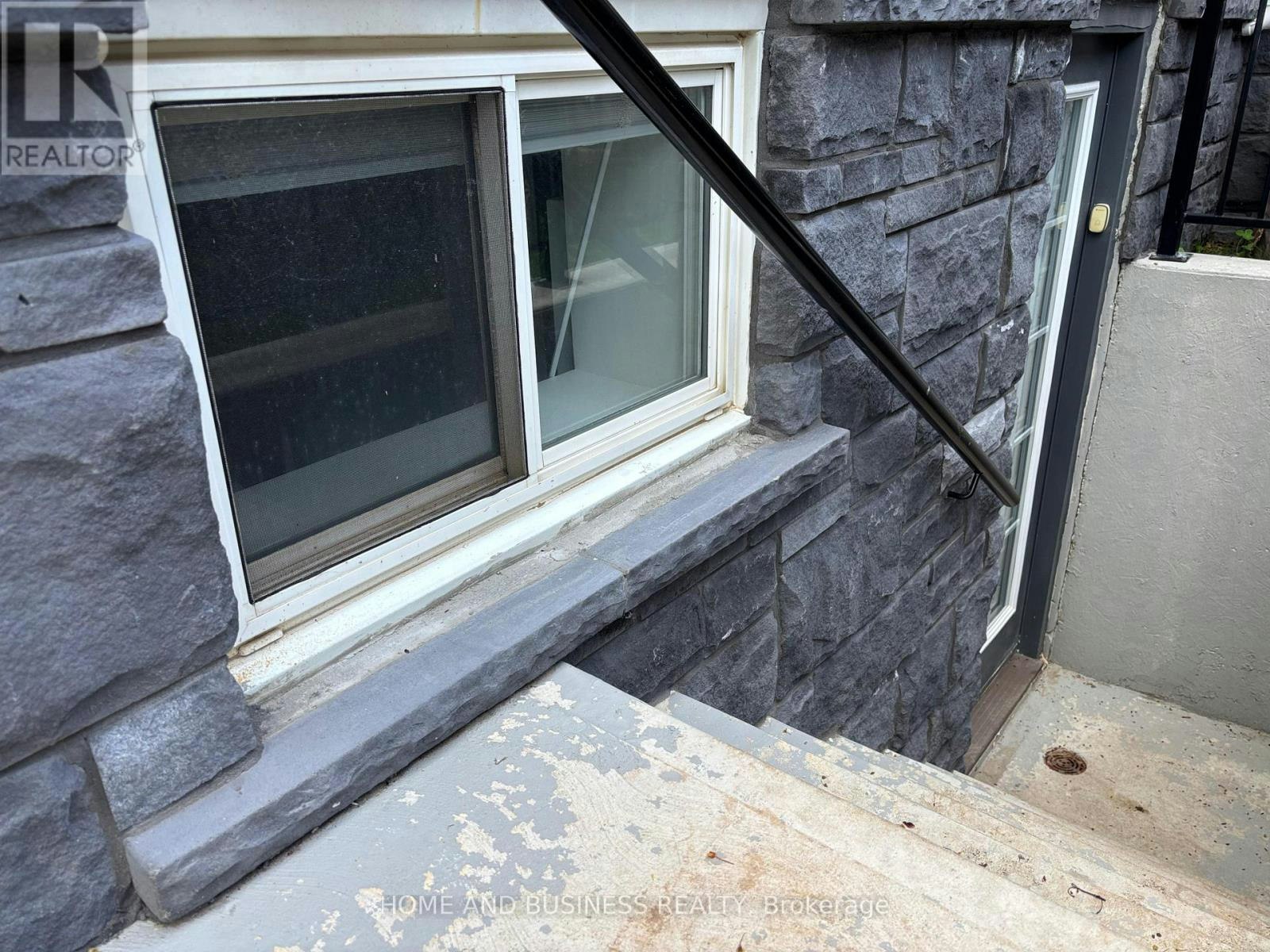 BSMT-5651 Turney Drive, Mississauga, ON, L5M 1A1 - 2
