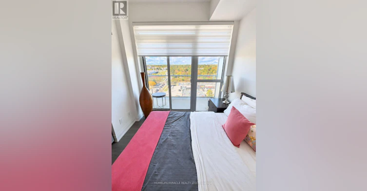 911-65 Speers Road, Oakville, ON, L6K 0J1 - 18