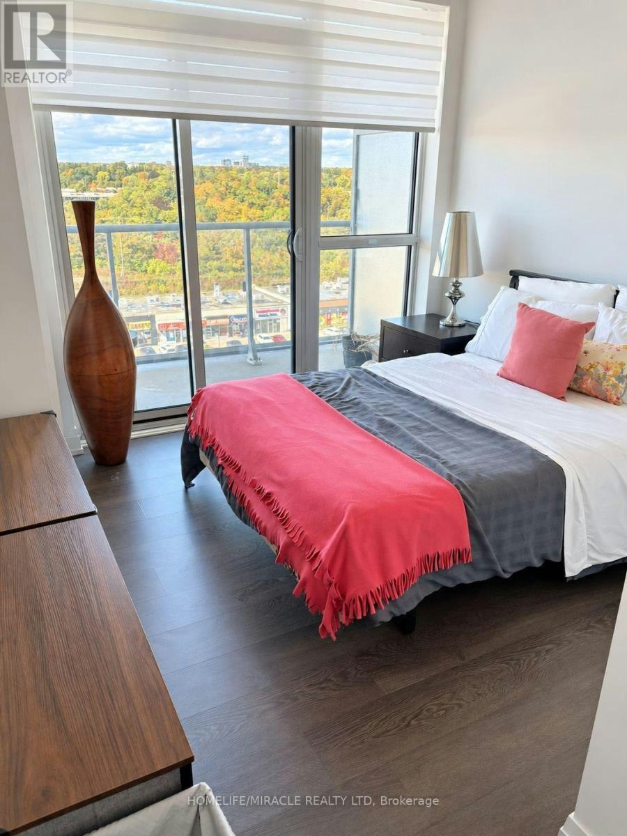 911-65 Speers Road, Oakville, ON, L6K 0J1 - 23