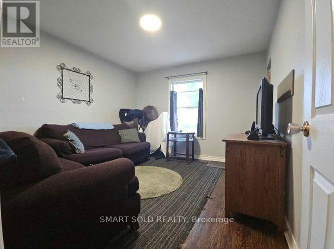 MAIN LEVEL-711 Dunlop Street W, Whitby, ON, L1N 1V4 - 7